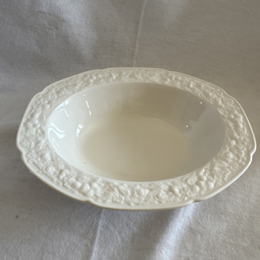 Vintage Crown‎ Ducal England White Porcelain Embossed Floral Oval Serving Bowl